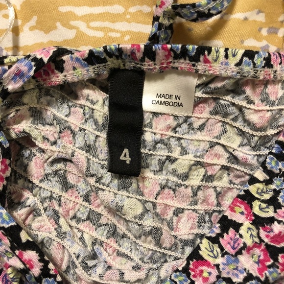 H&M floral jumper. Super comfy stretch - Picture 3 of 3